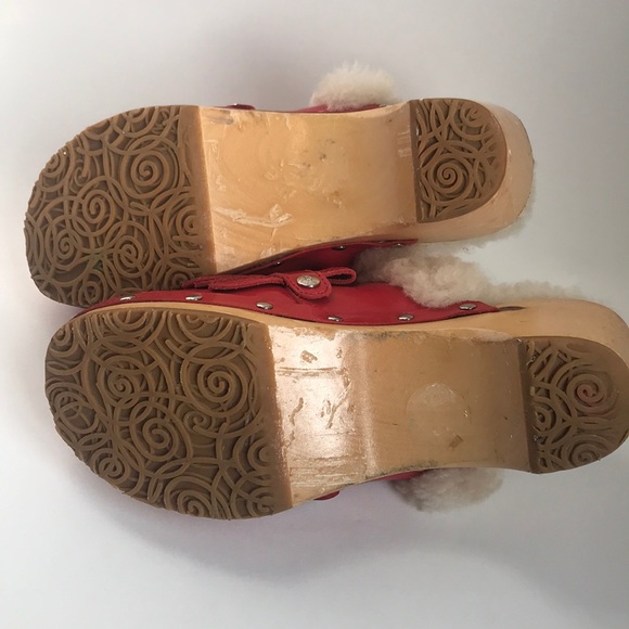 UGG clog patent leather red sz 4 - Picture 4 of 8